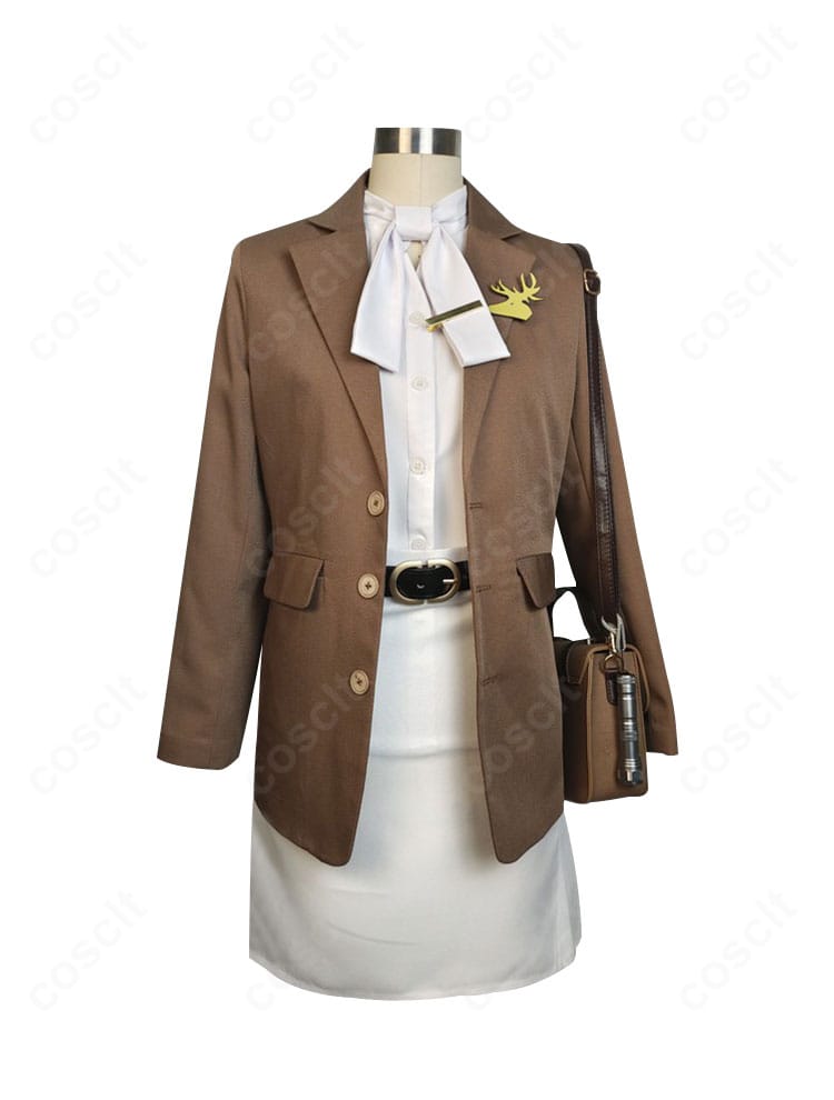 リバース:1999 コーンブルメ 暗赤色の真相 コスプレ衣装の正面全身。ダークレッドのコートと花柄アクセントを高忠実度で再現