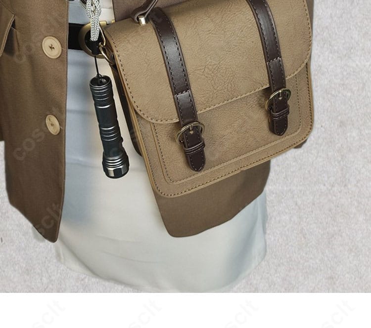 コーンブルメ 暗赤色の真相 コスプレ付属ショルダーバッグの詳細。金具とステッチまで作中イメージを再現