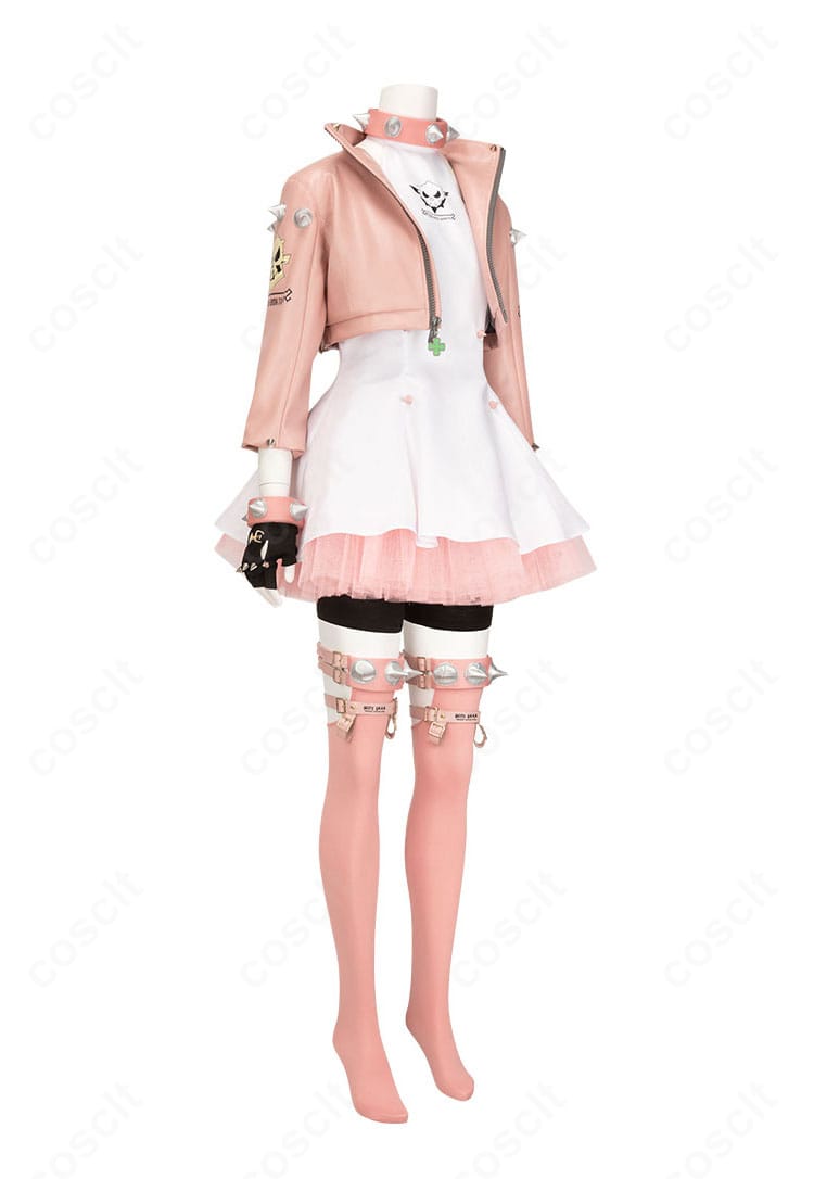 GGST版エルフェルト=ヴァレンタインの側面シルエット。コートのラインとスカートのボリューム感が映える。