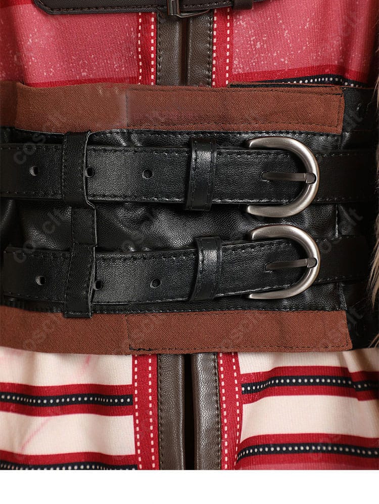 腰封(コルセットベルト)のディテール。金具と装飾の質感、固定感が分かる