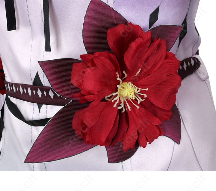 IRyS 2022 Winter衣装のウエスト周り装飾。ベルトと花飾りの立体感を強調