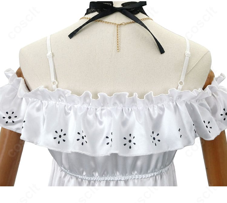 IRyS(アイリス)白スカート背面の縫製拡大。シワ感の少ない美しい仕上がり。