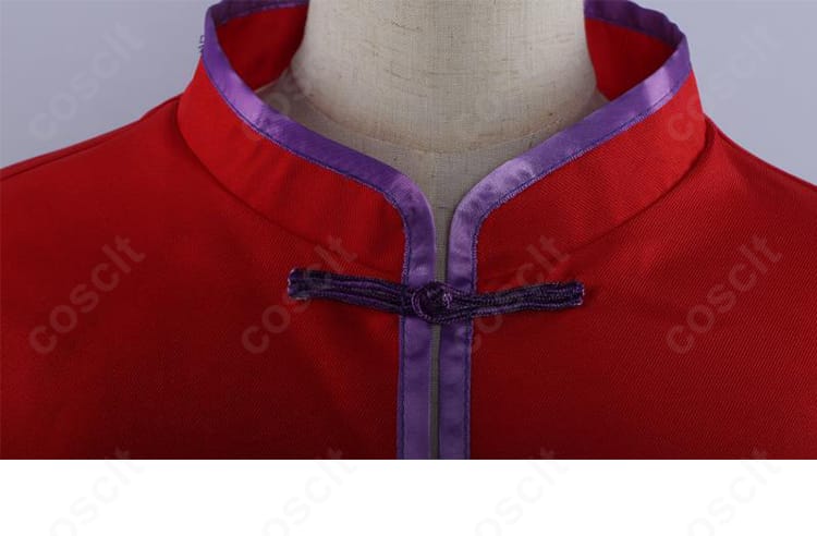 灯 荒仁コスプレの赤い襟元アップ。コントラストが映える配色でキャラクター性を忠実に表現