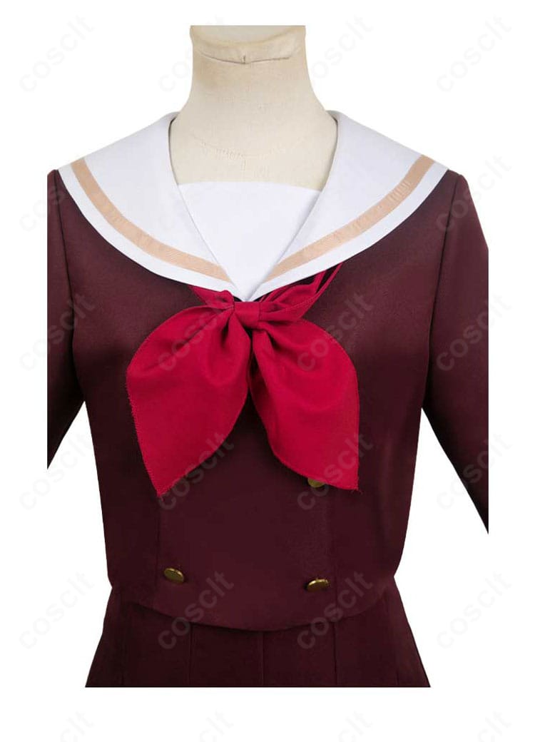 黄前久美子 コスプレ衣装トップスの装飾。襟・胸元のラインとリボンの形状を精緻に再現した近接カット。