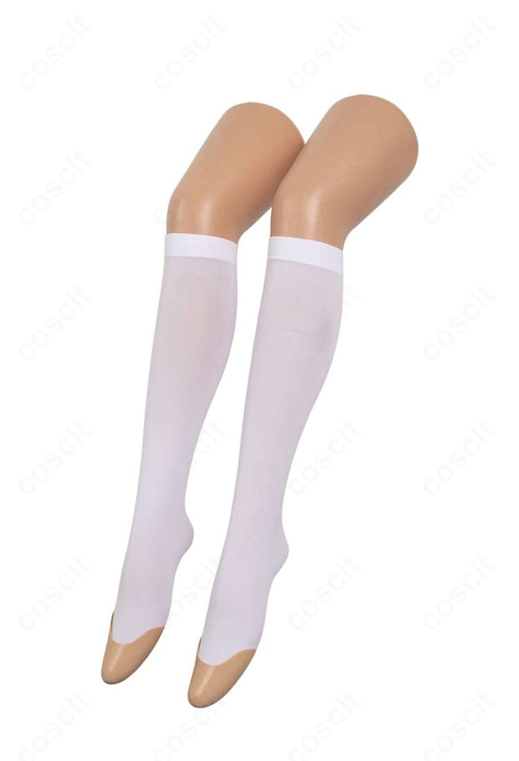 黄前久美子 コスプレ衣装の足元ディテール。ニーソックスの編みと丈感、コーデ全体との調和が分かるクローズアップ。