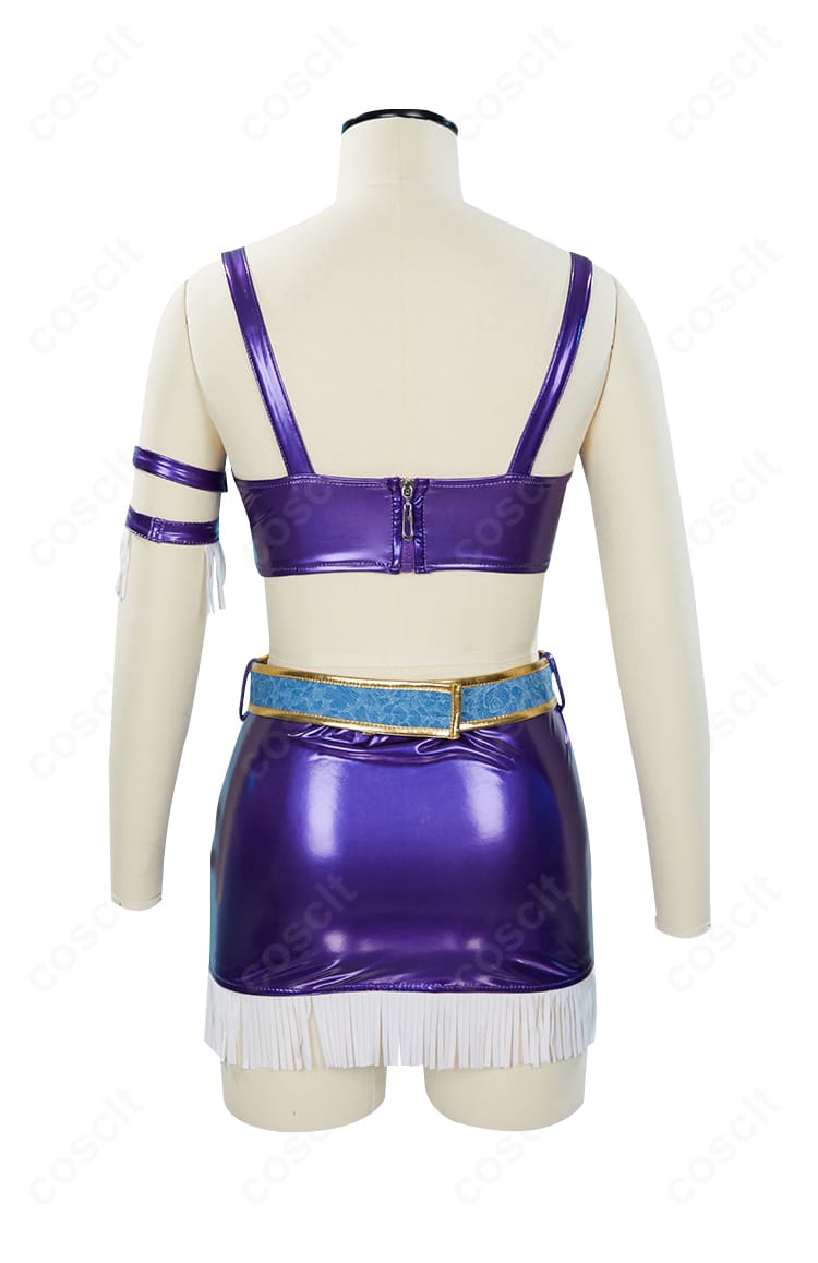 ニコ・ロビン衣装の紫色インナー背面詳細。背中心の縫製とフィット感を示すディテール