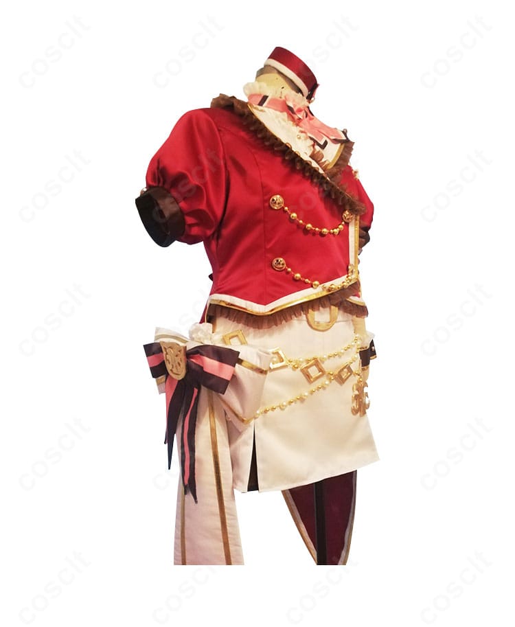 姫川友紀コスプレ衣装の左側ディテール。コートのラインとスカートの落ち感が生む美シルエットを確認。