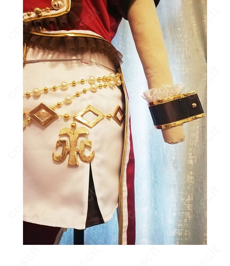 姫川友紀コスプレ衣装・スカートと腕周りアクセ。鮮やかな配色と装飾のバランスでステージ映え。