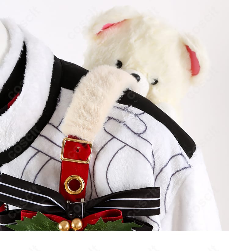 あんさんぶるスターズ！！ 巴日和 ホワイトベア衣装の肩章・肩飾りアップ。立体感のある装飾と縫製の丁寧さを示す写真。