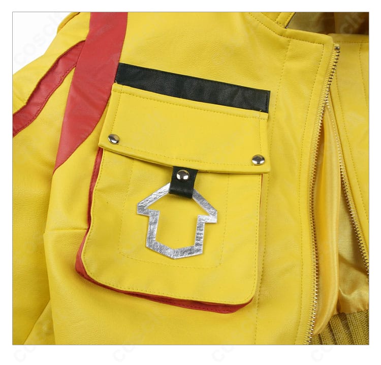 胸前の小型ポーチのアップ。実用的な造形で、作業系アクセサリーとしての質感を忠実再現。