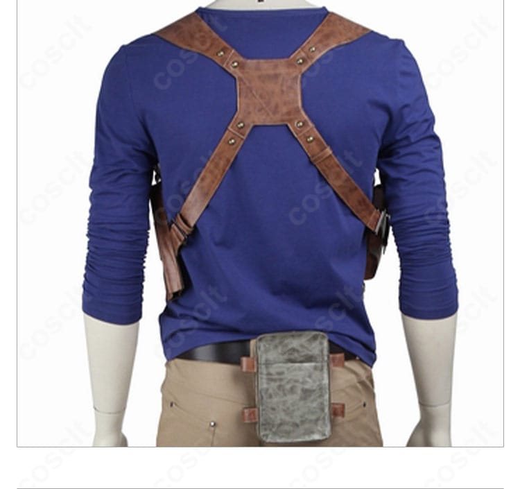 ベルトと腰ポーチの接写。冒険者らしさを高める実用的アクセサリーの質感。