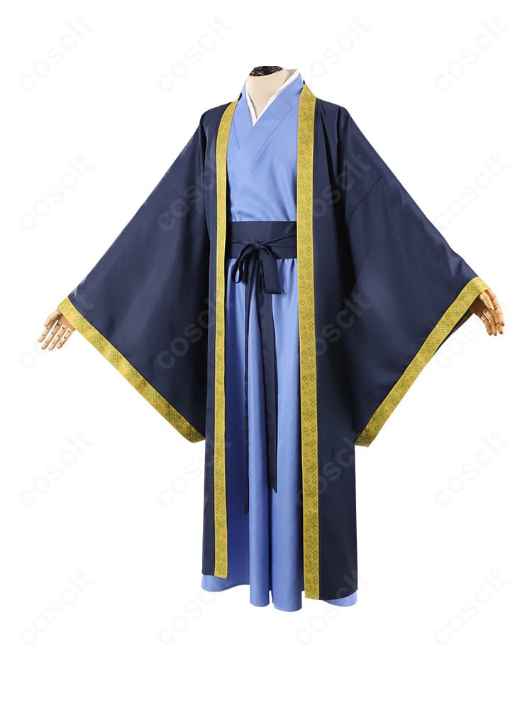 壬氏の子供用コスプレ衣装を側面から。長衣コートの落ち感と袖のライン、動きやすい設計を確認できる画像