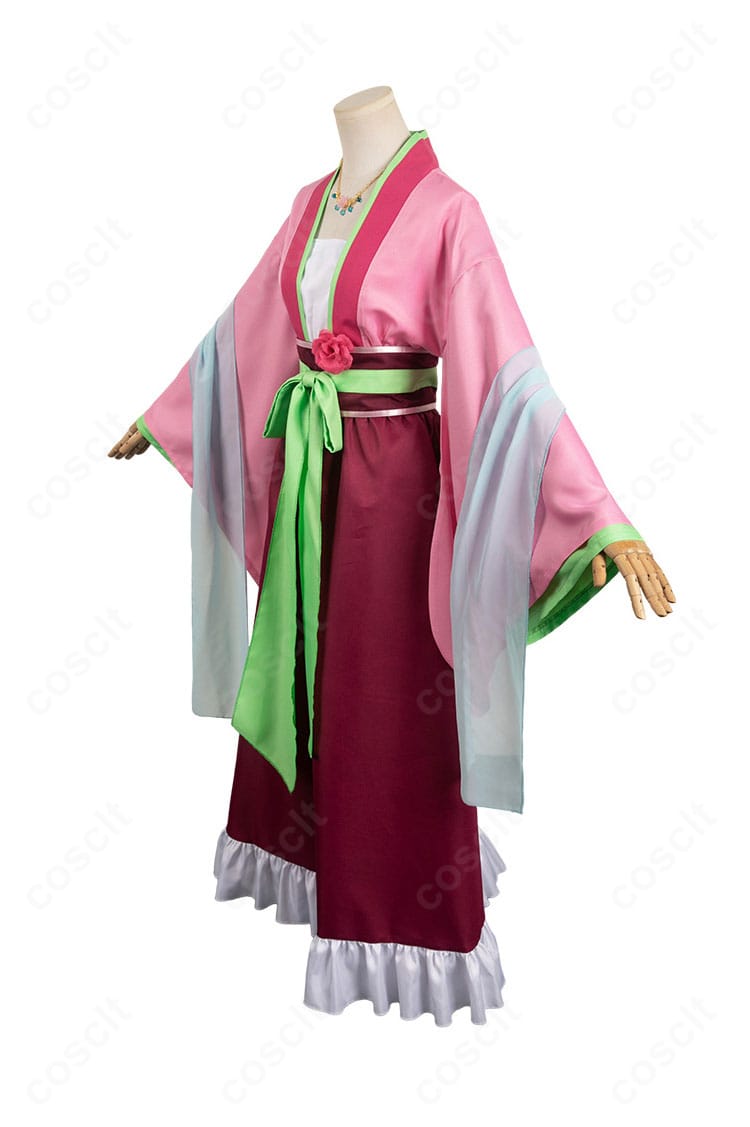 薬屋のひとりごと 猫猫 園遊会衣装の側面。披帛の落ち感とウエストラインの美しいシルエットを強調