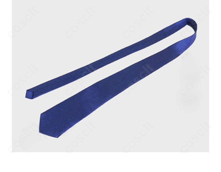 ノボリ衣装のネクタイ詳細。結び目のボリュームと発色、シャツとのコントラストが分かる。