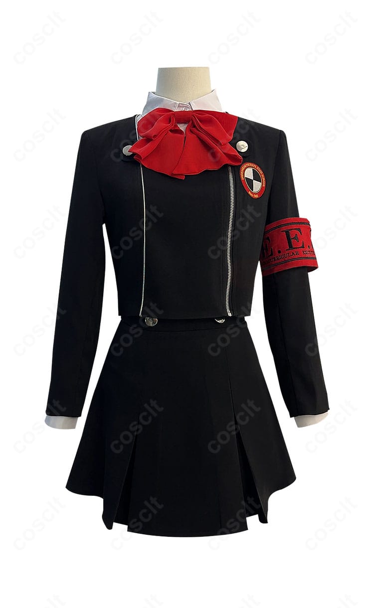 ペルソナ3 リロードのアイギス 冬制服コスプレ一式の正面全身。SEES腕章と赤いスカーフを備えた上品なシルエット。