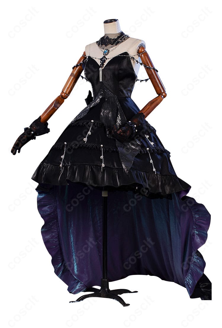 ハーメル「HAPPY ZOO」衣装の側面。ウエストラインとスカートのレイヤーが映える角度。