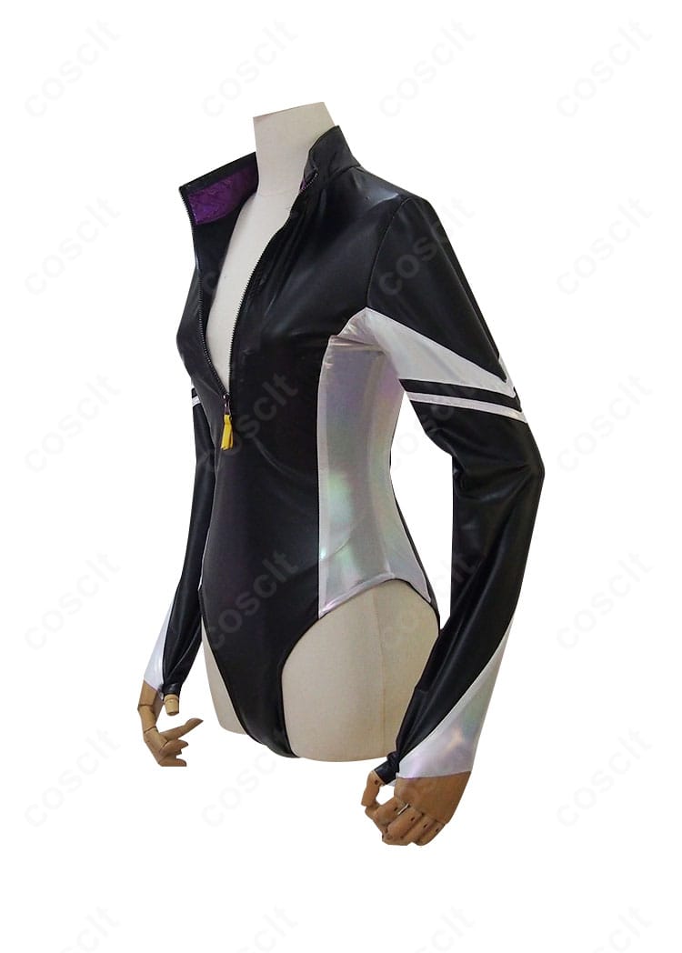 無期迷途 ハクイツ『波間のイルカ』コスプレ衣装の側面。体に沿うフィット感と隠し開閉で着脱しやすい仕様。