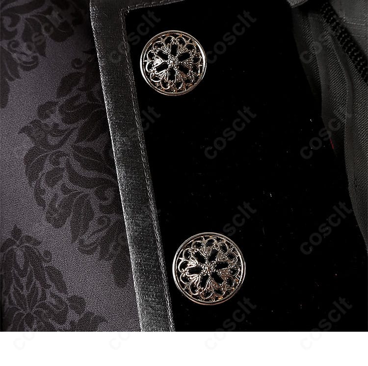 襟元とボタンの近接。金具の質感や配列、ステッチの整いを確認できる画像。