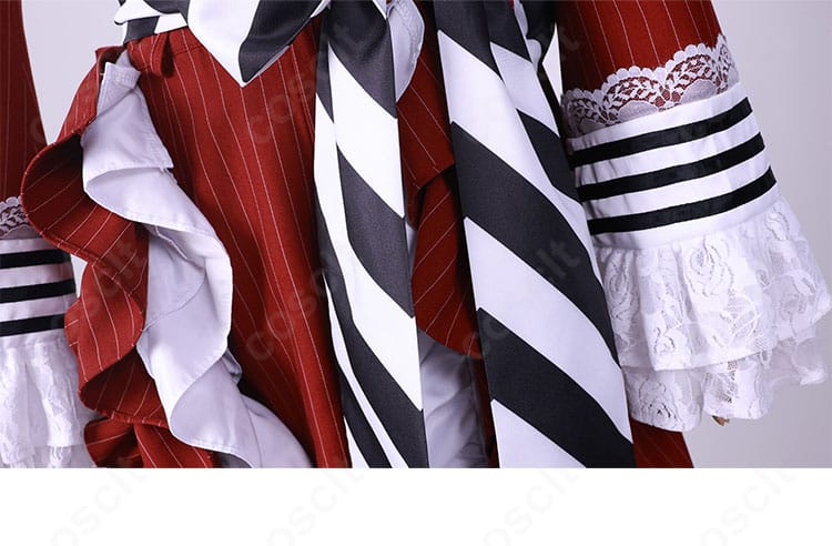 シエル・ファントムハイヴ ドレスの腰部・袖口装飾。立体的な意匠と端正な縫製がポイント。