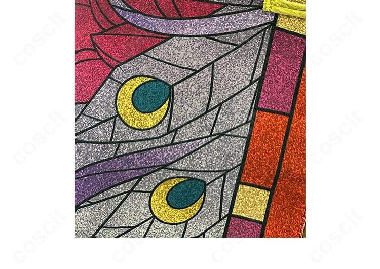 黒川イザナ衣装の柄装飾アップ。キャラクター性を象徴する模様の再現度を示す。