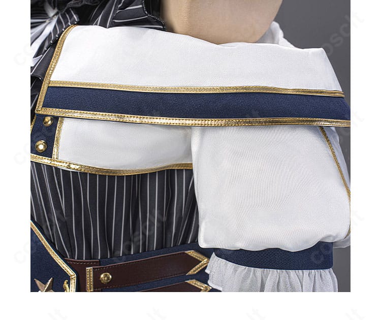 外套の肩・袖の装飾ディテール。肩章風パーツと袖口の装飾ラインを確認できるクローズアップ。