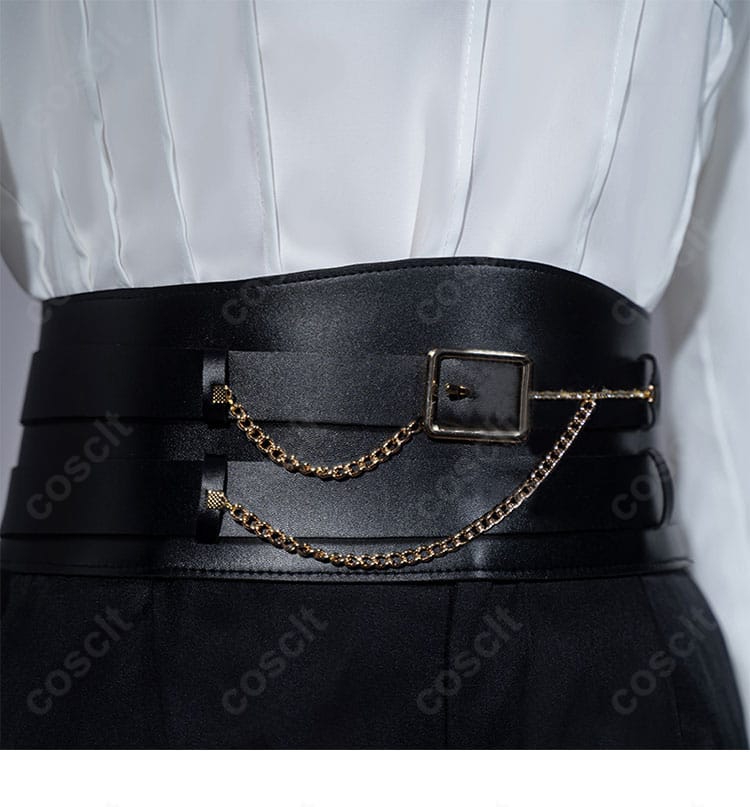 腰部装飾とコルセットベルトの造形アップ。金具とレイヤー構成で立体感を強調した再現度。