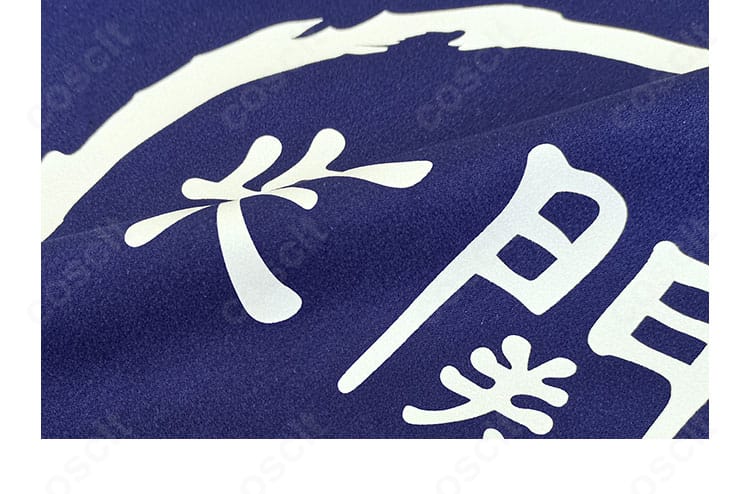 コスプレ衣装の腰帯装飾パーツ拡大。高品質な仕上げと立体感のある意匠。