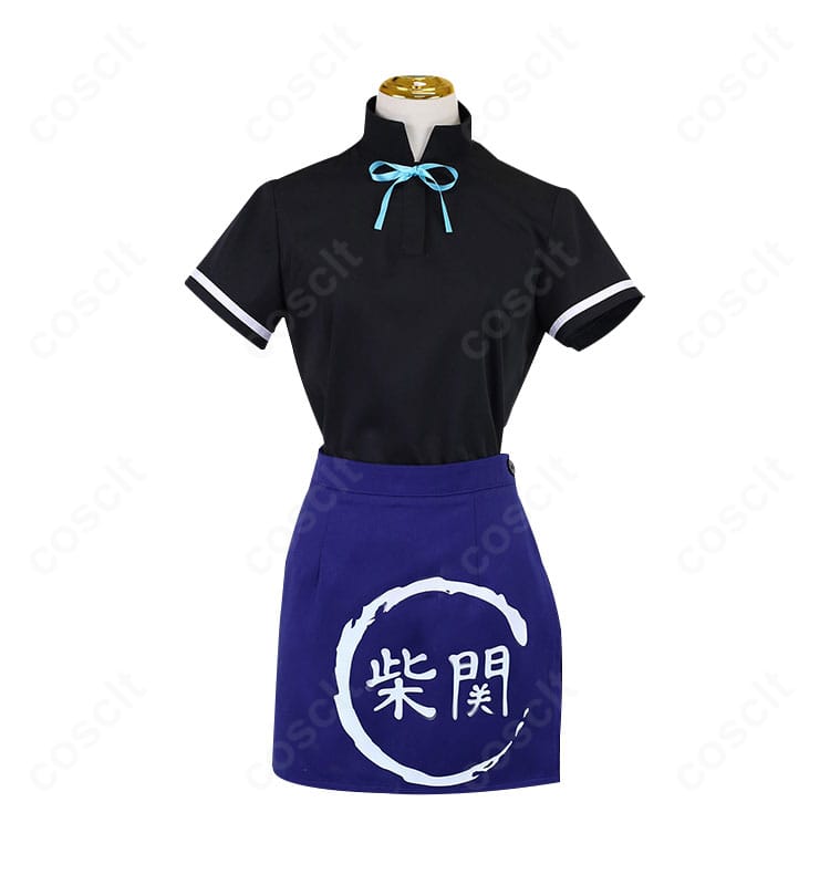 黒見セリカ 制服の前面ディテール。ブルーの蝶結びリボンと刺繍風モチーフが映える胸元。