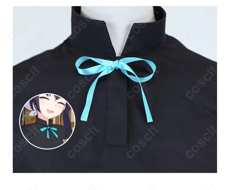 コスプレ衣装の襟元クローズアップ。ブルーの蝶リボンが清楚で可愛いアクセント。