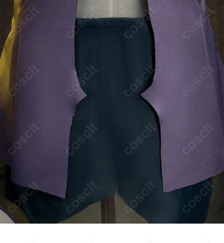 背面裾部分の造形とドレープの出方