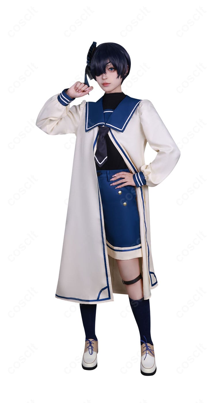 黒執事 シエル・ファントムハイヴ 伯爵衣装を正面から着用した写真。端正なシルエットと貴族風の上品な佇まいが分かる構図。