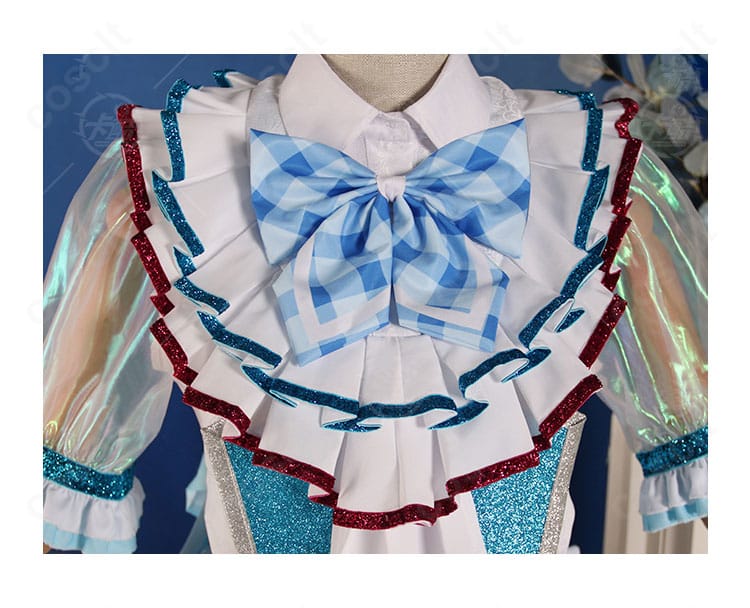 真中らぁら衣装の上衣フロント装飾アップ。胸元の装飾や刺繍の質感が分かるディテール写真。