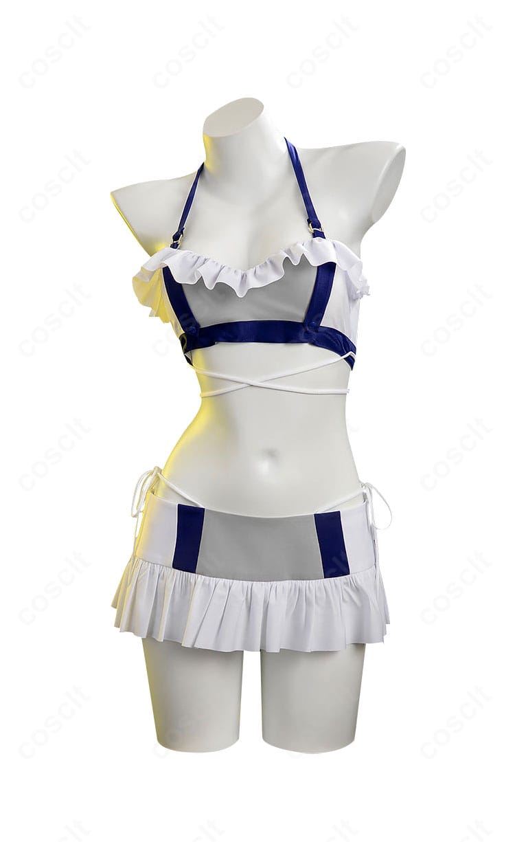 ファイナルファンタジーVII ティファ・ロックハート “シャインフリッパー”水着コスプレの正面全身。装飾とシルエットを高再現。