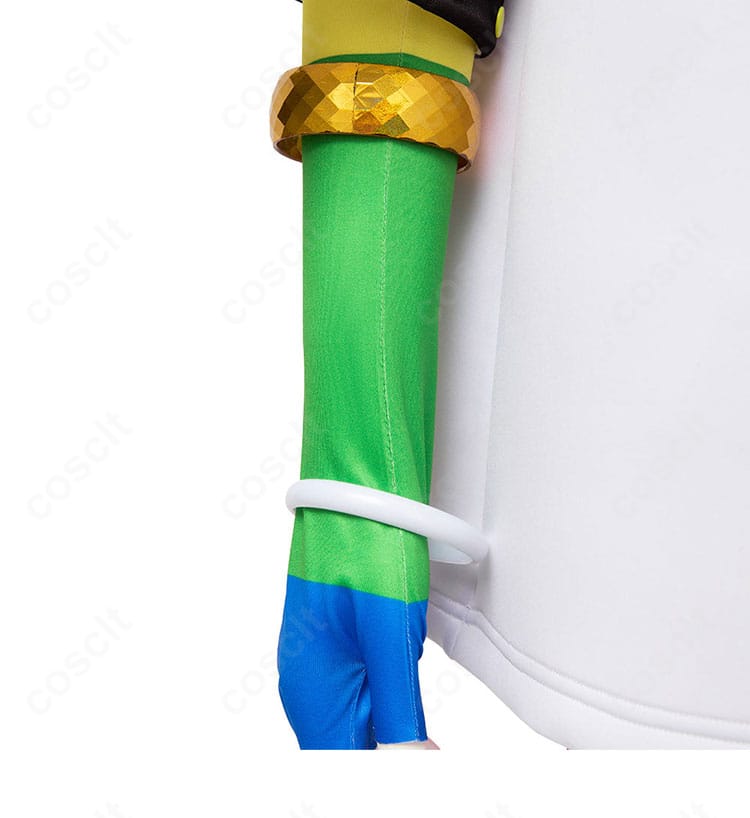 右袖ディテールのクローズアップ。配色とパターンの仕上がり