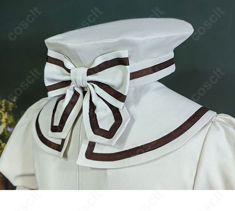 木之本桜 水族館 私服コスプレ衣装 ネックまわりの装飾と留め具