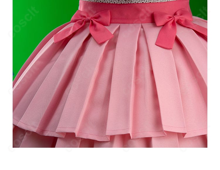 春音あいら衣装のスカート装飾ディテール。フレア感と縁取りのコントラストで動きに映える仕上がり。