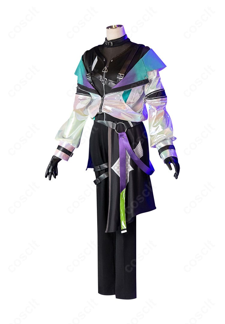 サイバーパンクデッドボーイ衣装の側面。腰布とベルトの重なり、ライン取りが分かる角度。