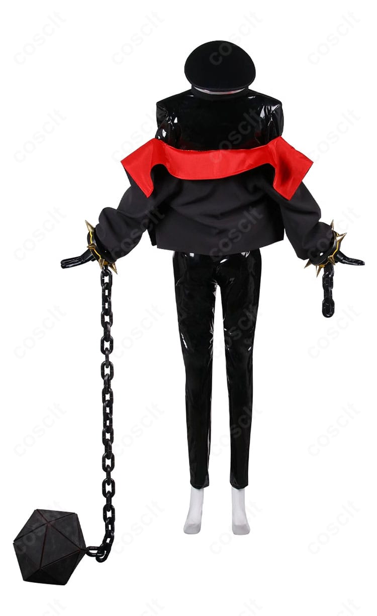 シャックル・カトリーナ コスプレ衣装の背面デザイン（コート裾と装飾）