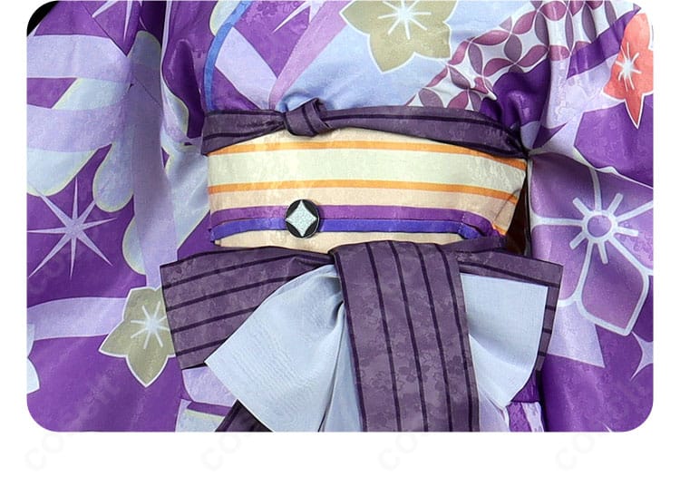 腰封の装飾ディテール。模様と縁取りでキャラクターの特徴を忠実に再現。