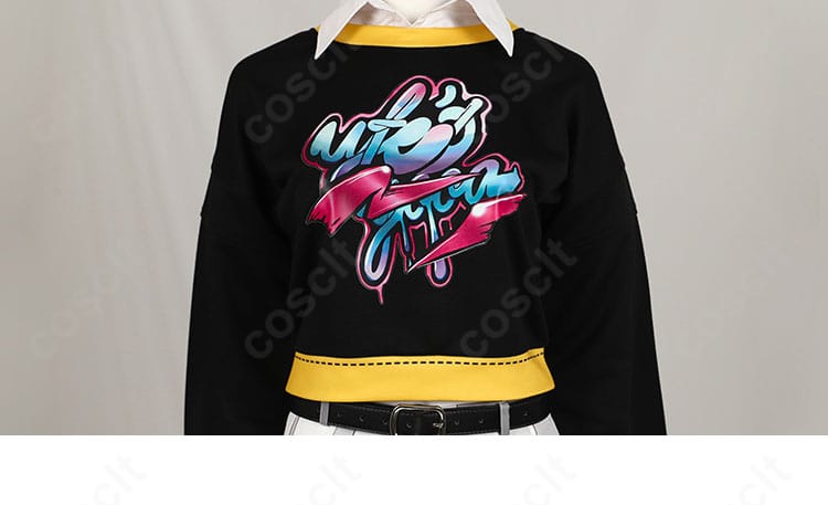 新井素羽コスプレ衣装トップスの装飾ディテール。胸元の切り替えや縫製の仕上がりを示す近接画像