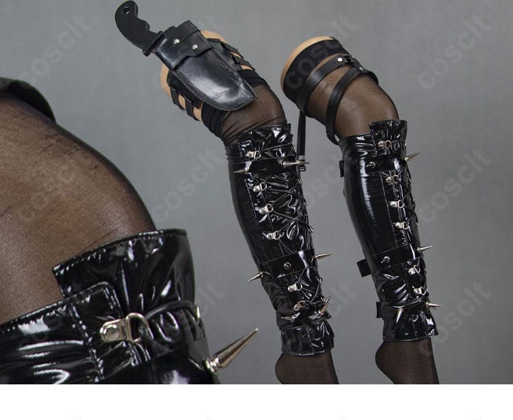 メイデン衣装の足元コーディネート例とベルトの配置