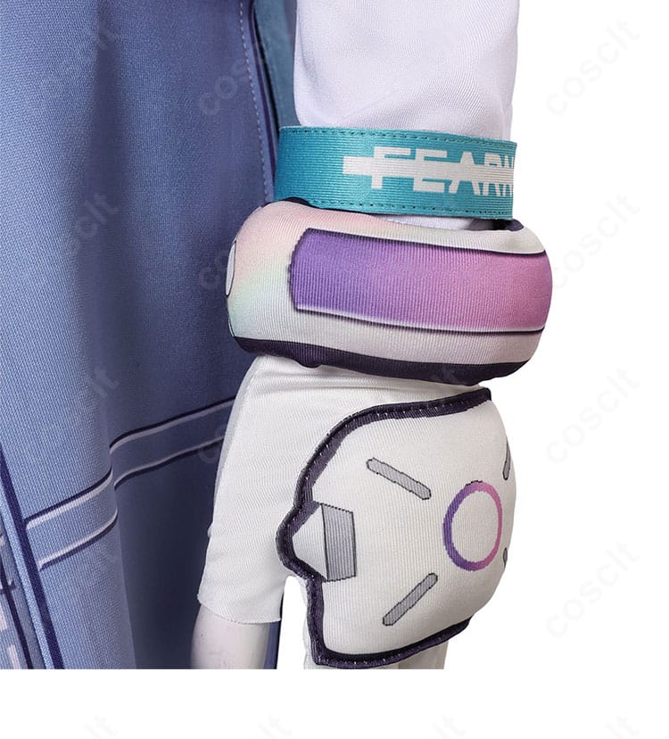 オーバーウォッチ2 キリコ衣装の手首周りディテール画像。カフの形状と留め仕様を表示