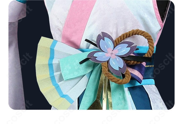 桜ミク衣装のウエスト装飾。アクセントになる花飾りと結びのデザインを強調したディテール写真。