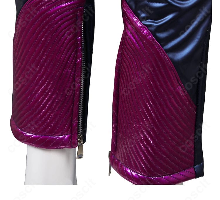 マル衣装 ズボン裾付近。脚部に施された特有の装飾とライン表現。