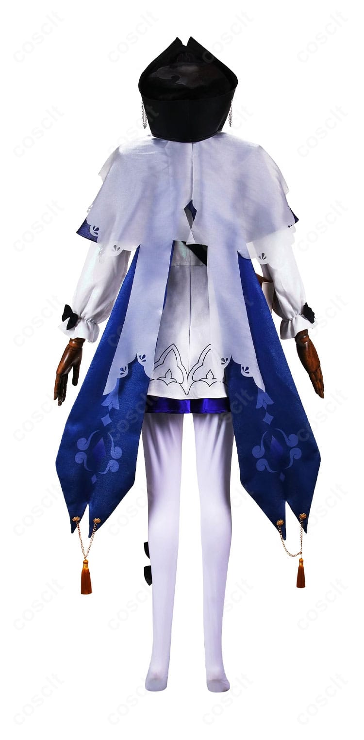 スクライブ・デブラ衣装の背面全体、コート裾のシルエットと背面装飾