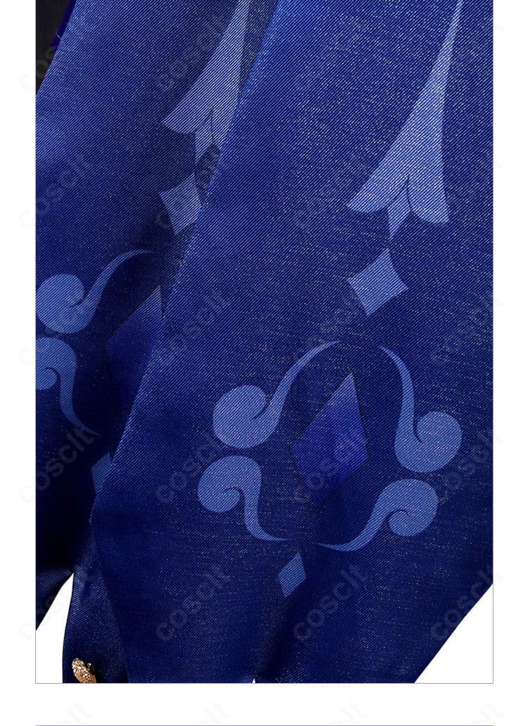 背面装飾の近接ショット、立体パーツの配置と質感