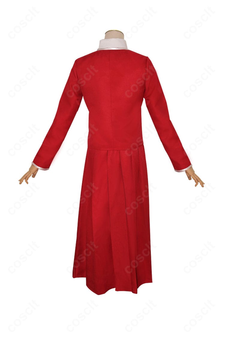 化野乙 コスプレ衣装の背面。コートの後ろ身頃のラインと全体バランス、裾の広がりが見える画像。