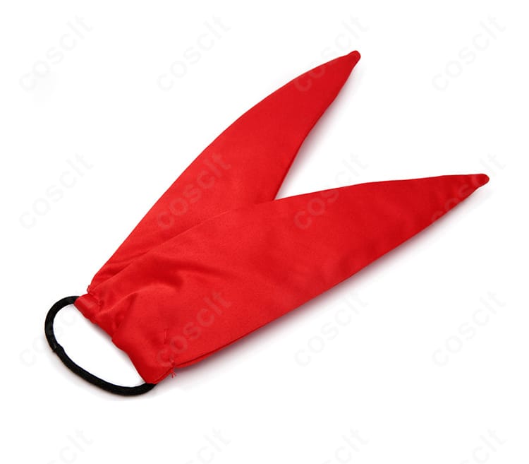 桐崎千棘の髪飾りの細部アップ。縁取りや装飾ディテールが分かるディテールショット。