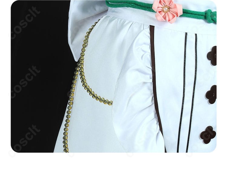 紫之 創 衣襟に施されたビーズ風装飾の近接ショット