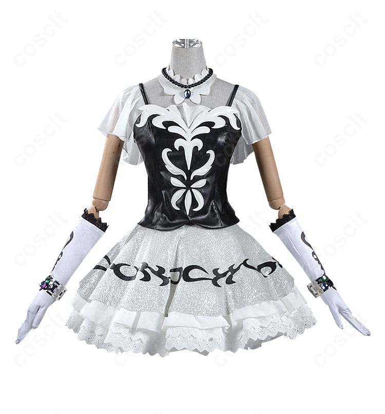 北条そふぃコスプレ衣装の正面全体。トップスとスカートの配色、つけ襟とネックレスの配置がわかる写真